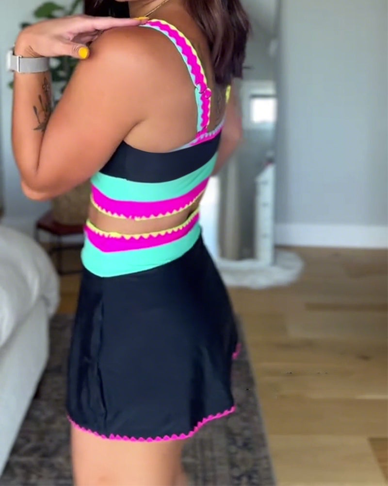 Maillot de bain trois pièces élégant à blocs de couleurs