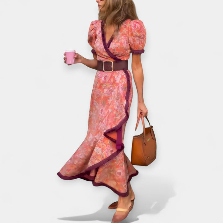 Robes romantiques avec ceinture et manches bouffantes