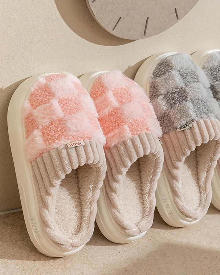 Chaussons chauds antidérapants pour l'intérieur de la maison