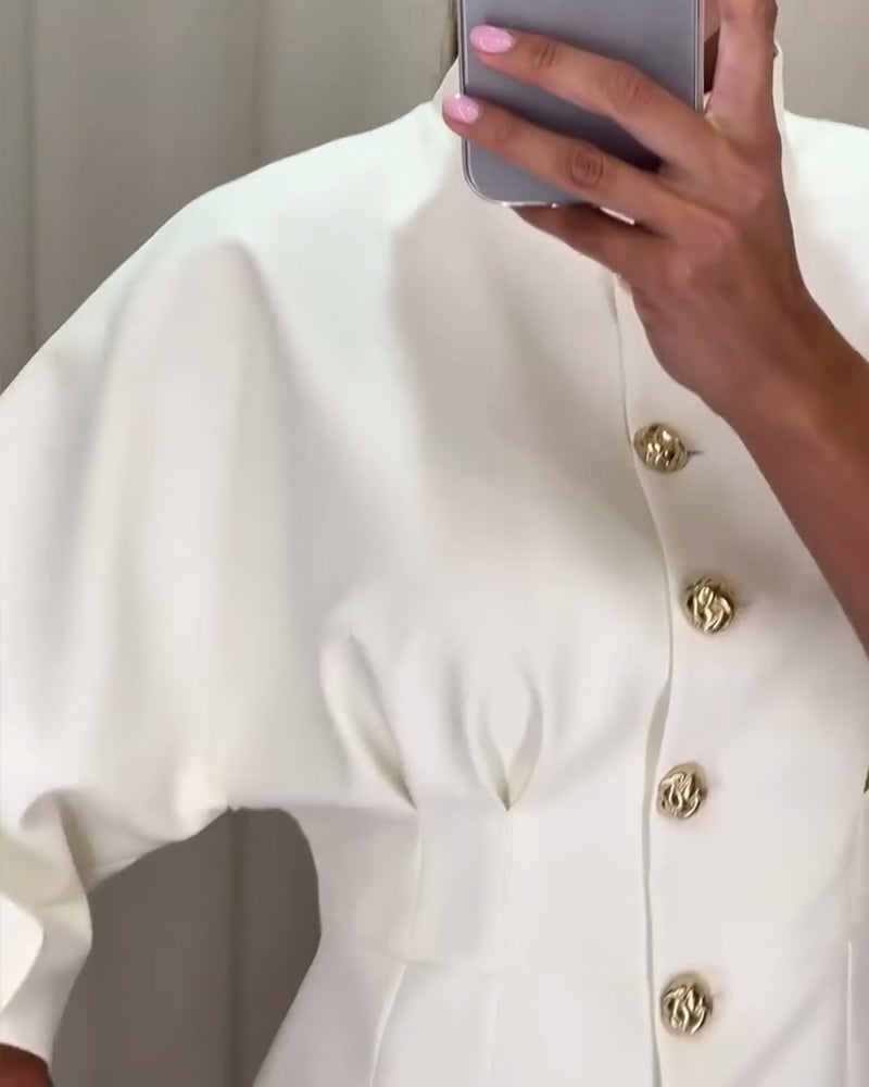 Manteau élégant à simple boutonnage de couleur unie