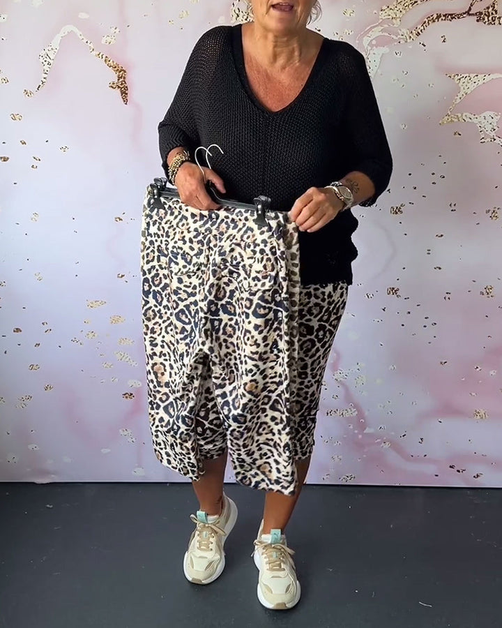 Pantalon court svelte imprimé léopard