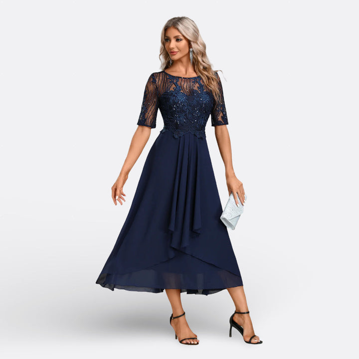 Léa | Robe en Dentelle à Manches Courtes