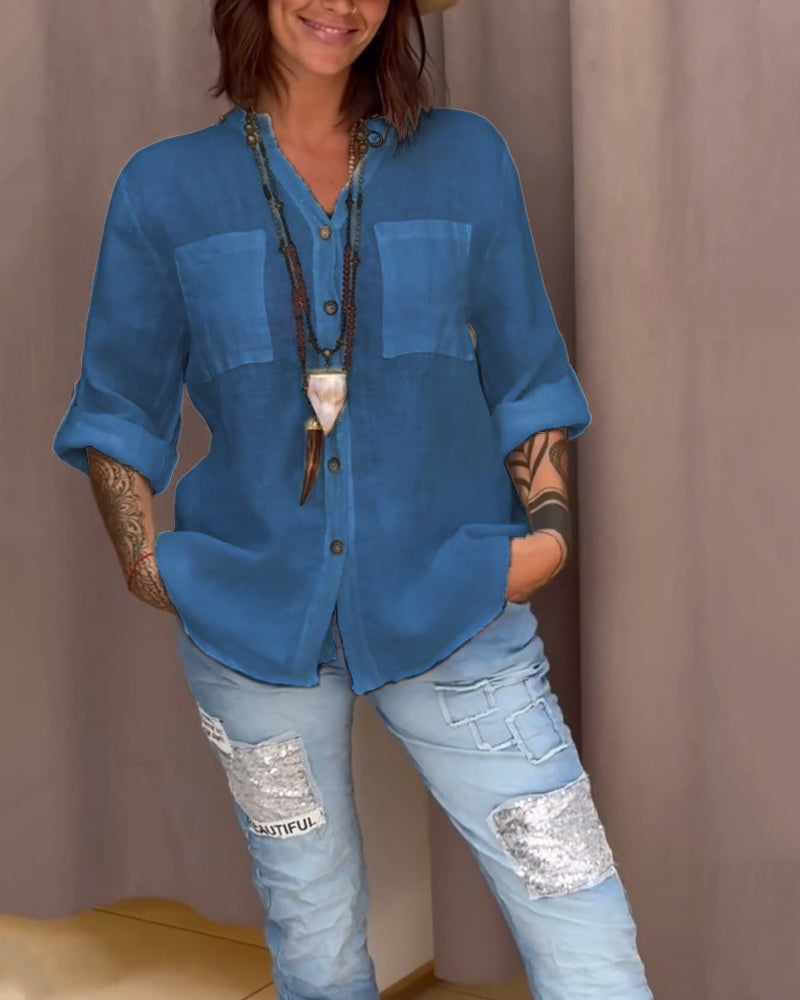 Chemise de couleur unie avec poches et boutons simples