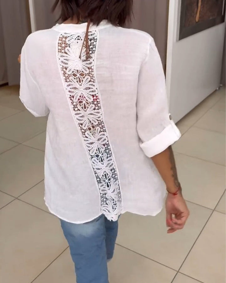 Chemise de couleur unie avec poches et boutons simples
