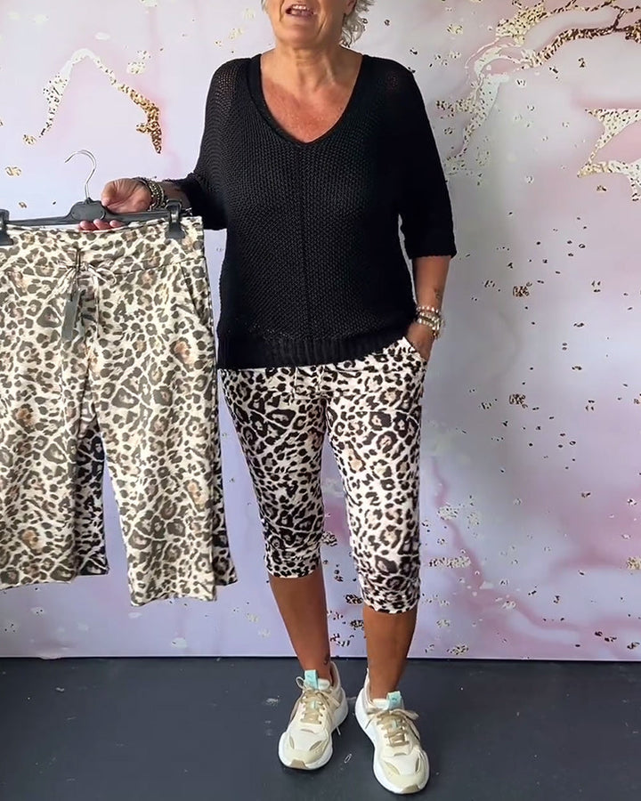 Pantalon court svelte imprimé léopard