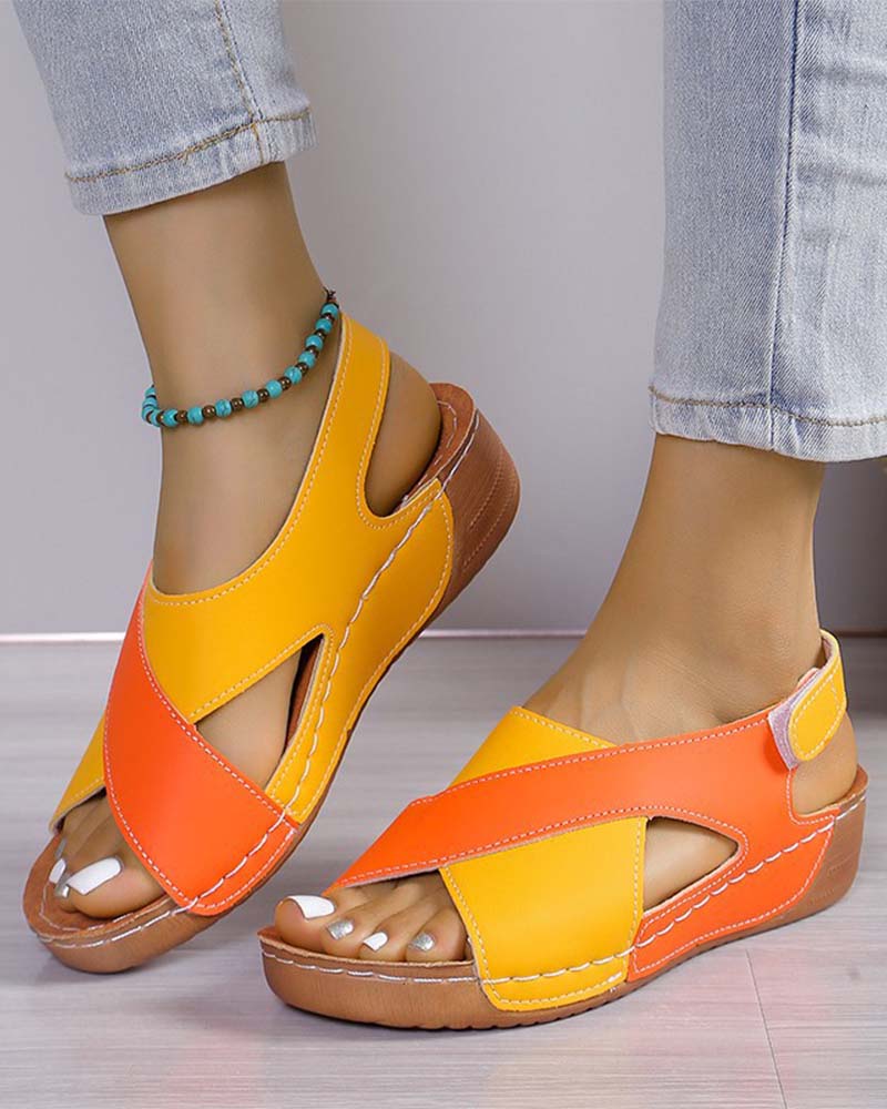 Sandale Compensée À Blocs De Couleur Décontractée