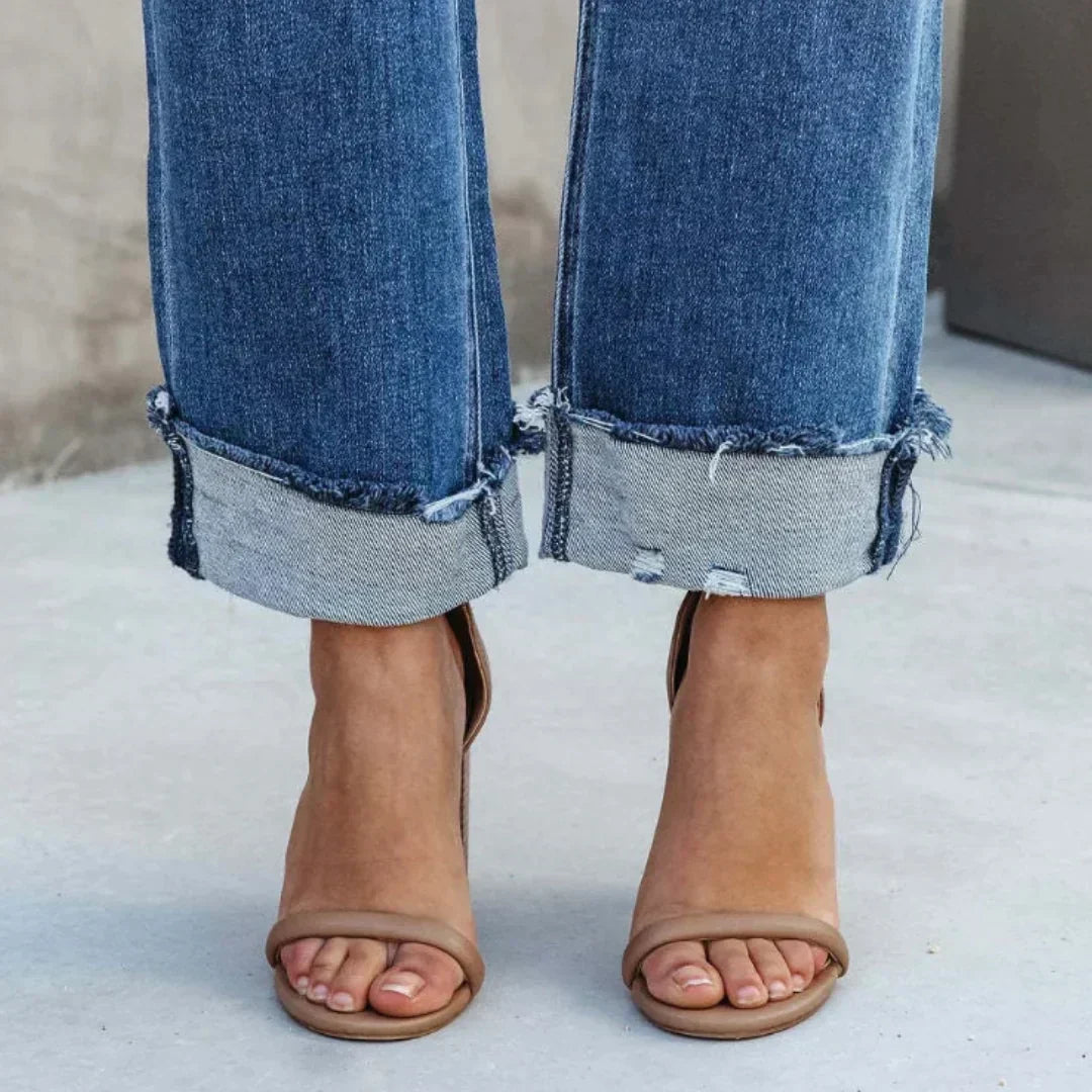 Katja | Jean droit classique pour femme