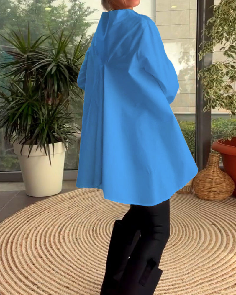 Haut de couleur unie style de déplacement