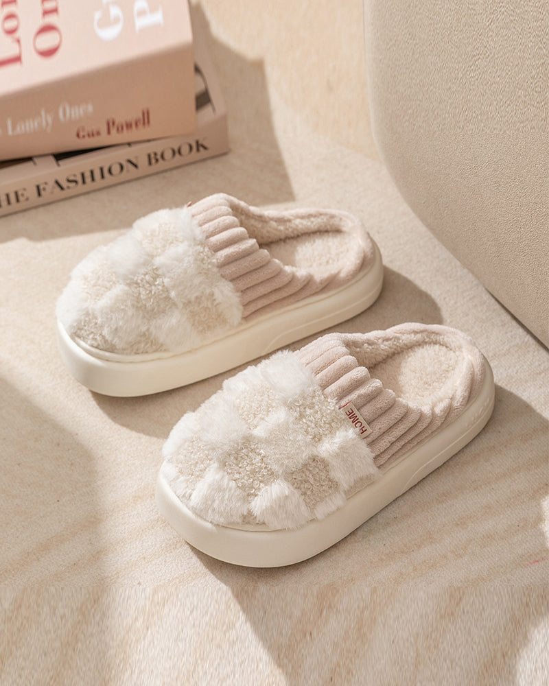 Chaussons chauds antidérapants pour l'intérieur de la maison