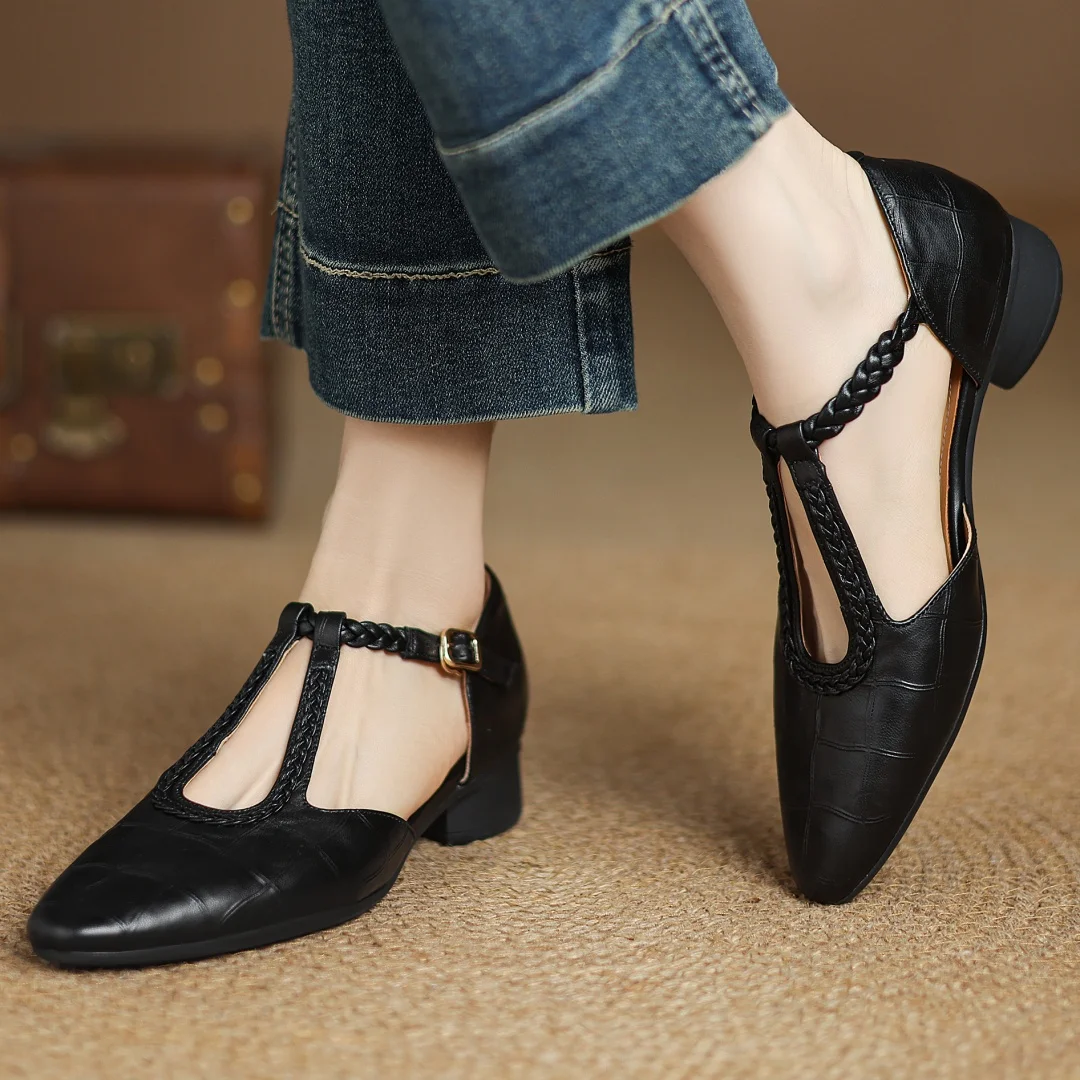 Léa | Chaussures en cuir plates avec bride en T