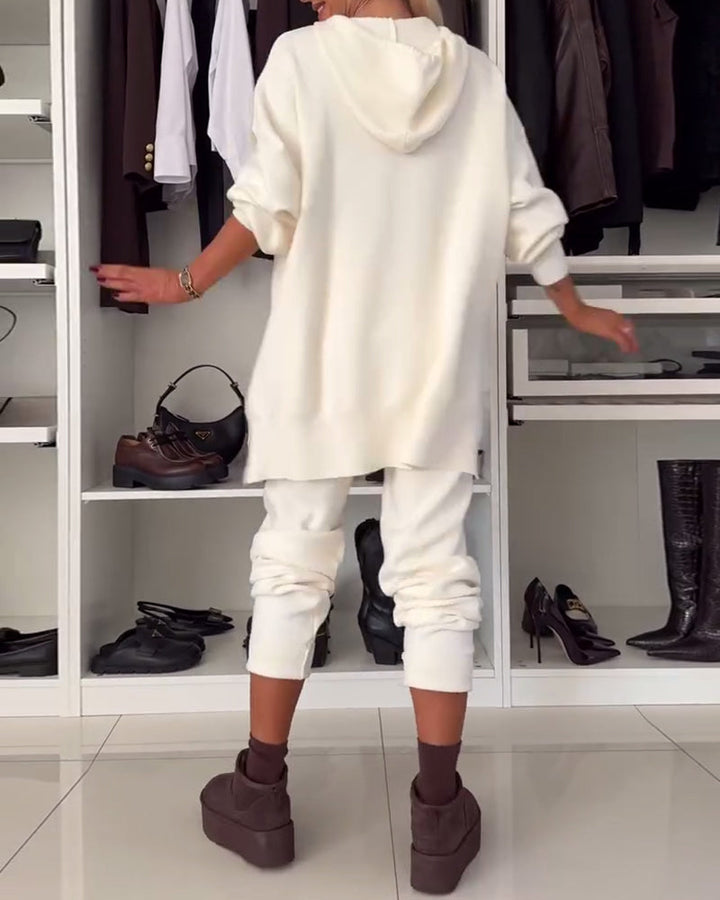 Ensemble deux pièces - pull et pantalon de couleur unie