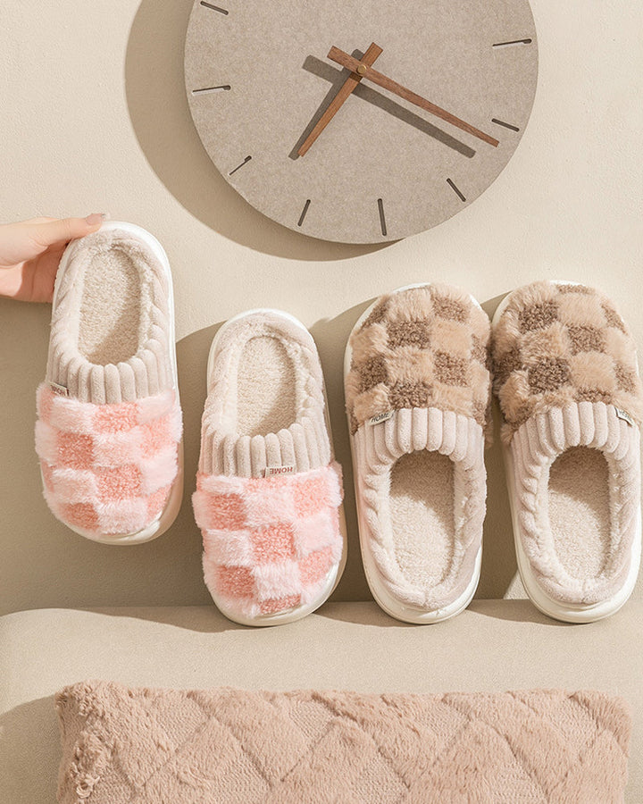 Chaussons chauds antidérapants pour l'intérieur de la maison