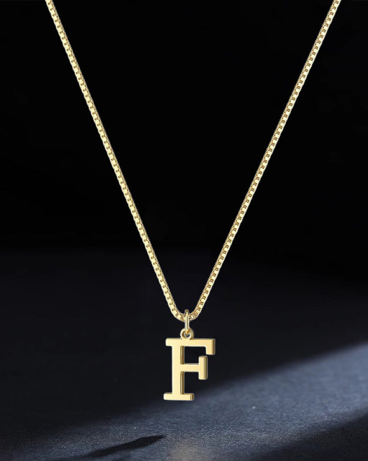 Collier à 26 lettres anglaises à la mode et exquis