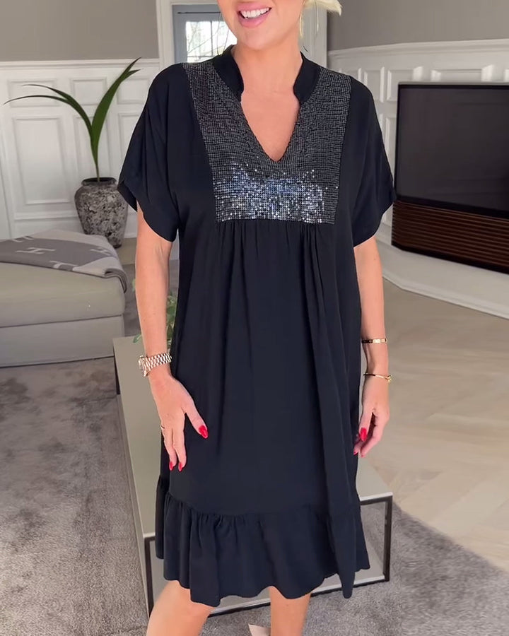 Robe ample plissée col V