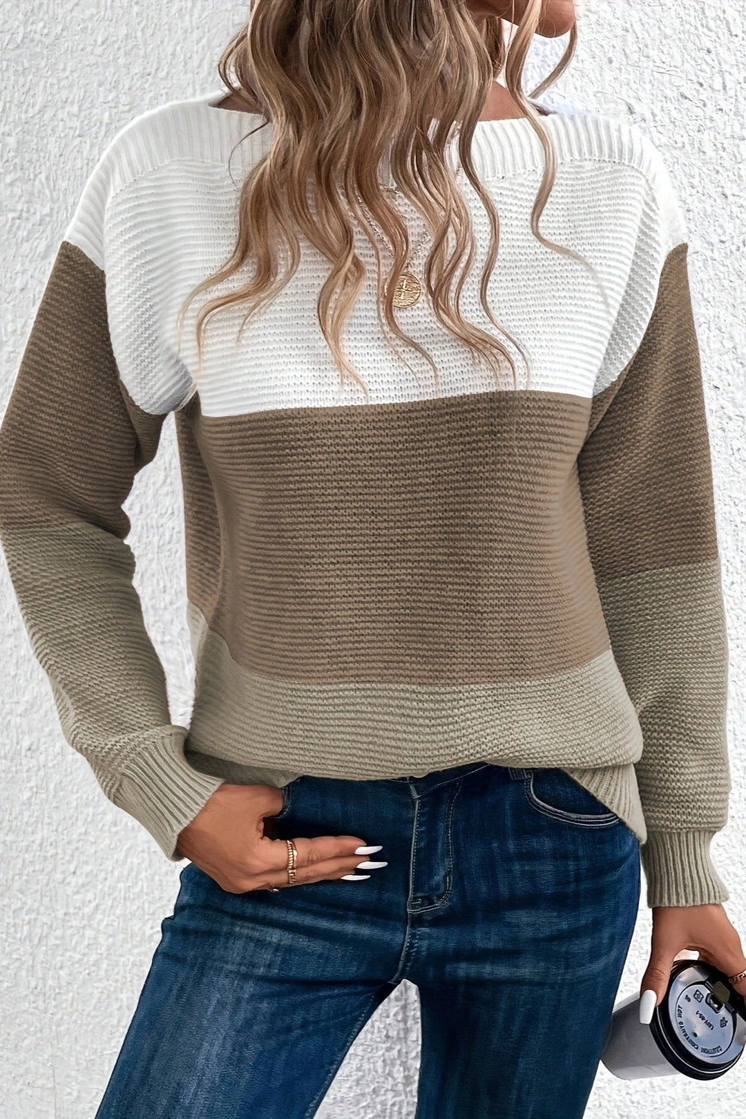 Inès | Pull Doux au Design Minimaliste