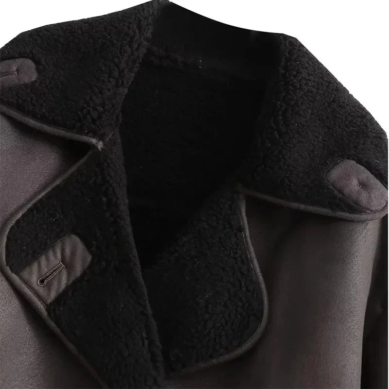 Auralith | Veste d'hiver à col large et fermeture boutonnée pour femme