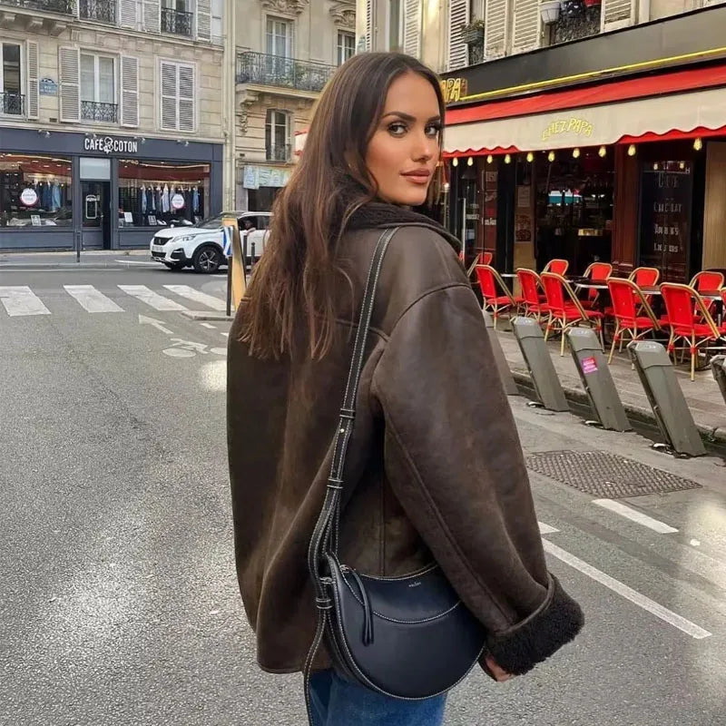 Auralith | Veste d'hiver à col large et fermeture boutonnée pour femme