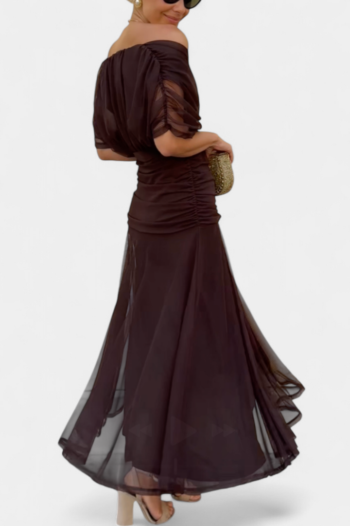 Inès | Longue robe fleurie avec encolure cœur