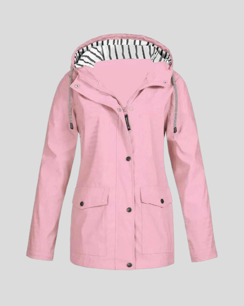 Veste Pour Femmes Avec Caractéristiques Étanche À L'eau Et Au Vent