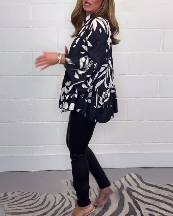 Blouse imprimée à manches cloche et boutons