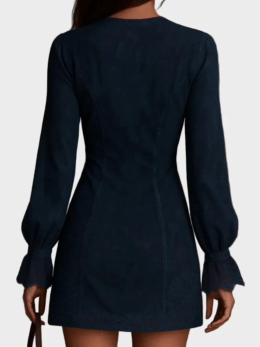 Léa | Robe courte en daim bleu avec dentelle