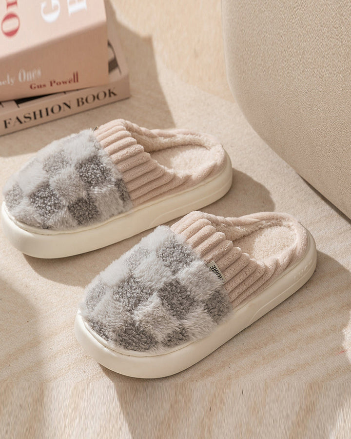 Chaussons chauds antidérapants pour l'intérieur de la maison