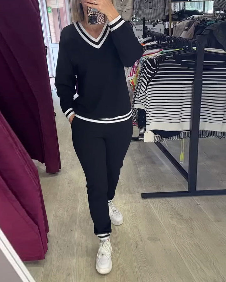 Costume décontracté à rayures contrastées et col en V
