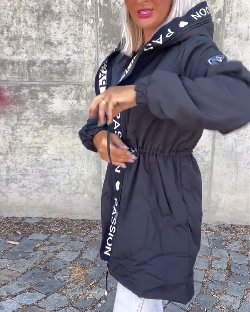 Manteau à capuche décontracté avec cordon de serrage et imprimé lettre